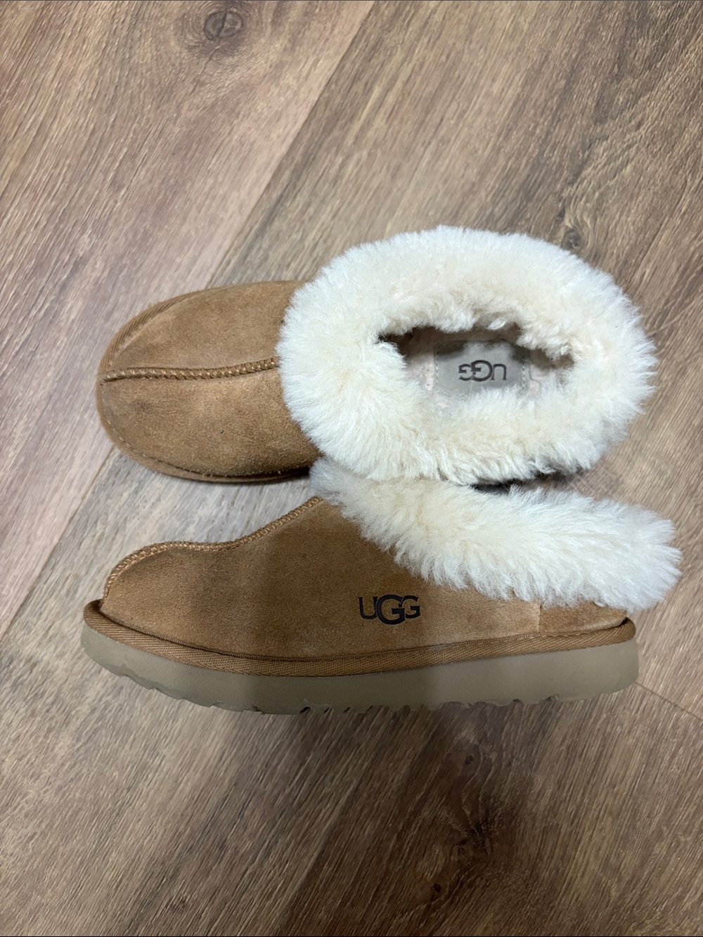 UGG Chestnut Suede Shearling Slip-On Clog Little Girls Size 2